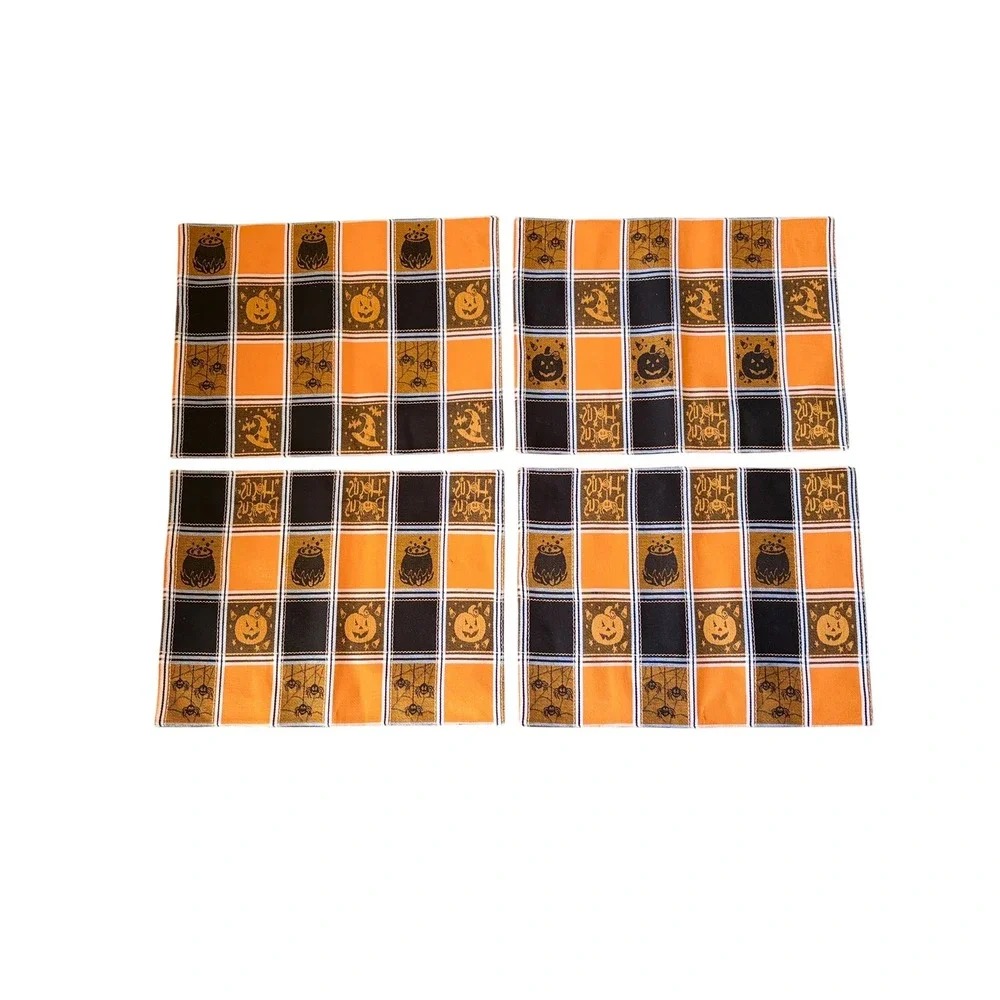Halloween placemats set